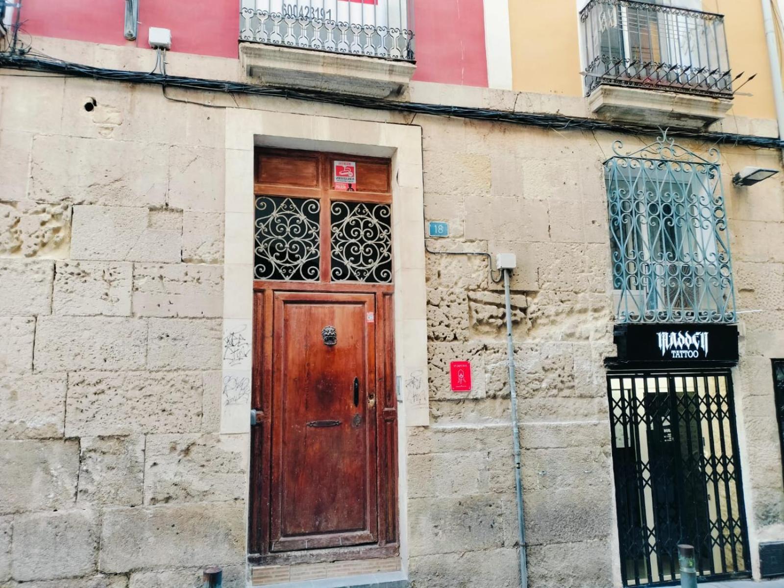 Apartamento Centrico Cerca De La Playa Alicante Dış mekan fotoğraf